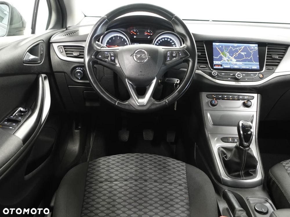 Opel Astra Sports Tourer Edition - 28