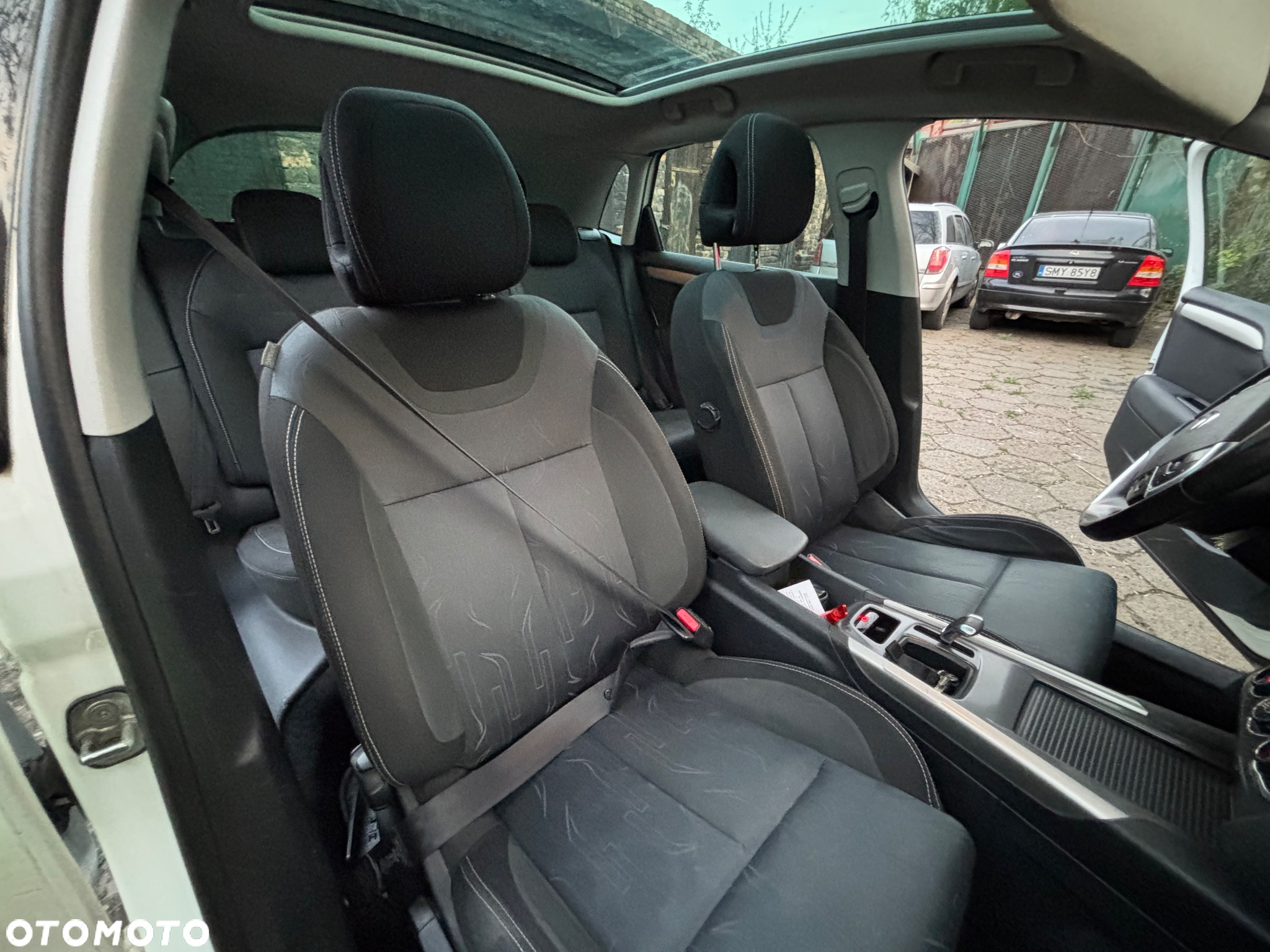 Citroën C4 1.6 e-HDi Exclusive MCP - 5