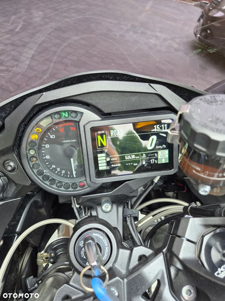 Kawasaki Ninja H2 SX - 13