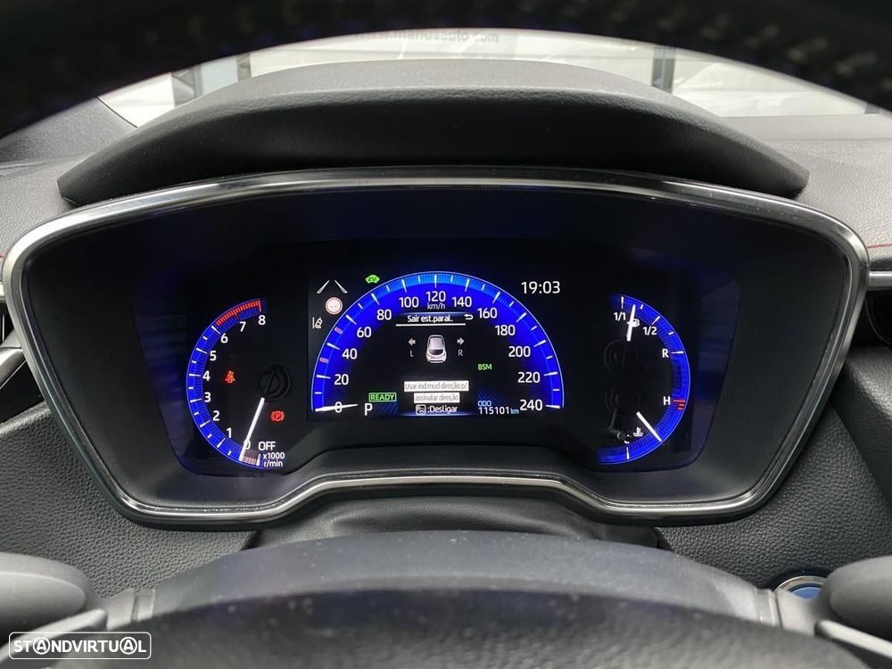 Toyota Corolla 2.0 Hybrid Exclusive - 22