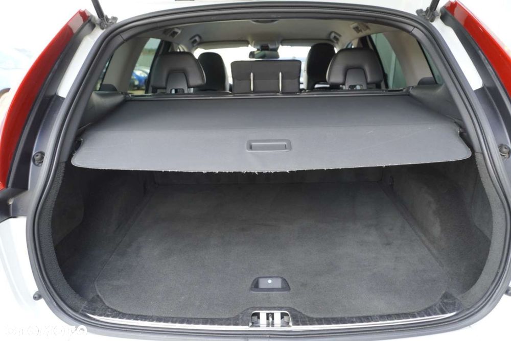 Volvo XC 60 D4 Geartronic Kinetic - 26