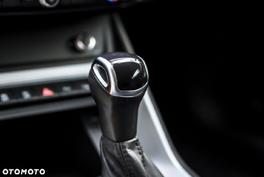 Audi Q3 35 TFSI S tronic - 21
