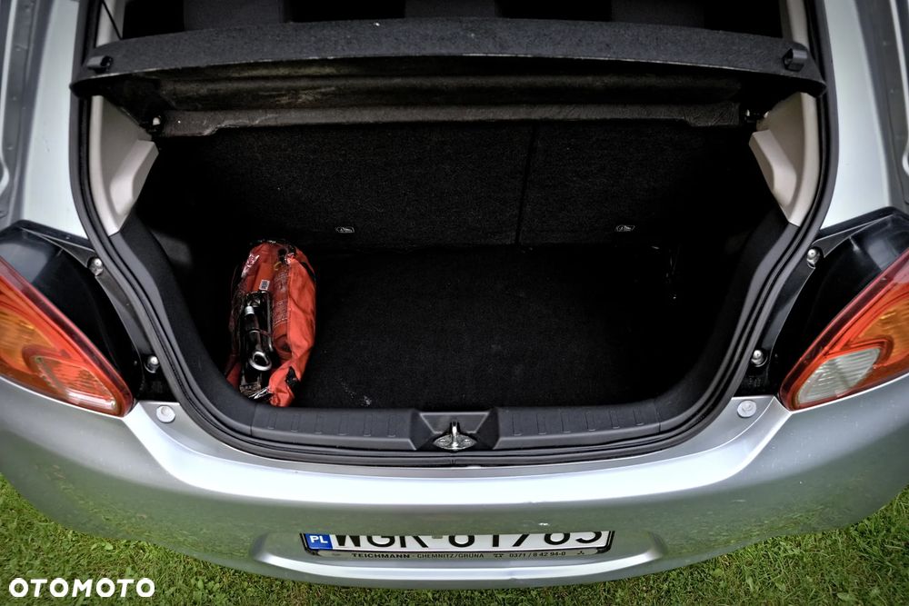 Mitsubishi Space Star 1.0 Inform - 11