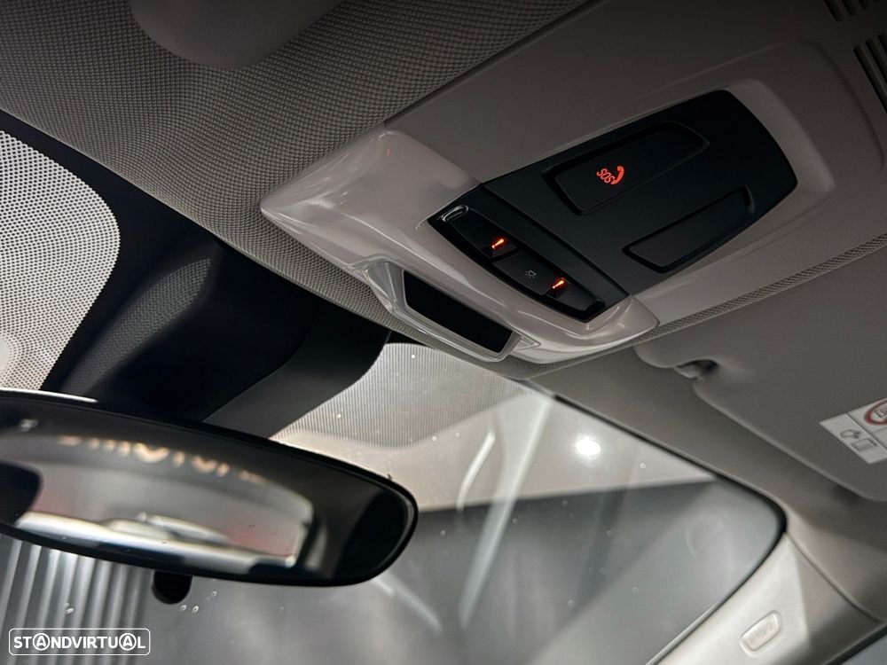 BMW X1 16 d sDrive Auto - 28