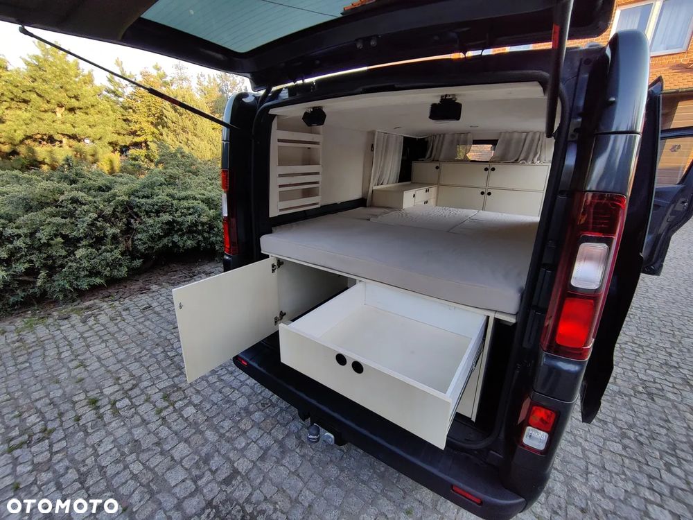 Renault Trafic - 13