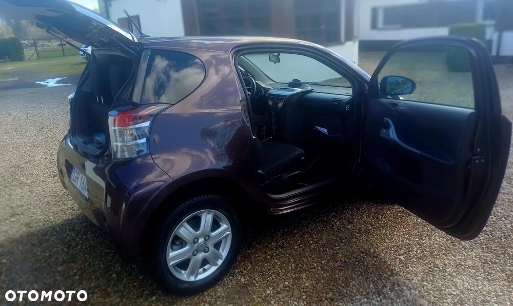 Toyota iQ 1.0 Luna CVT - 4