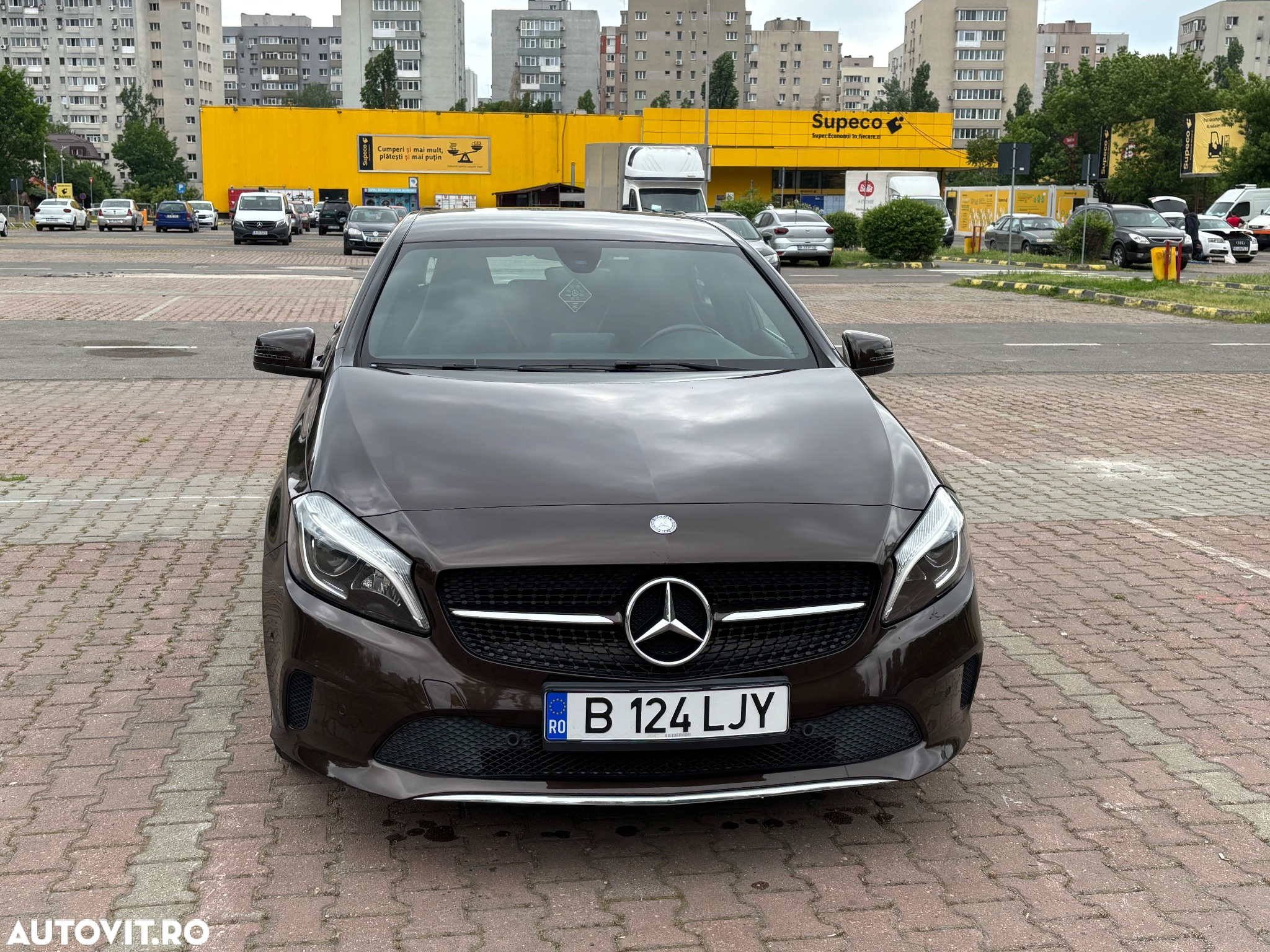 Mercedes-Benz A 180 (BlueEFFICIENCY) - 25