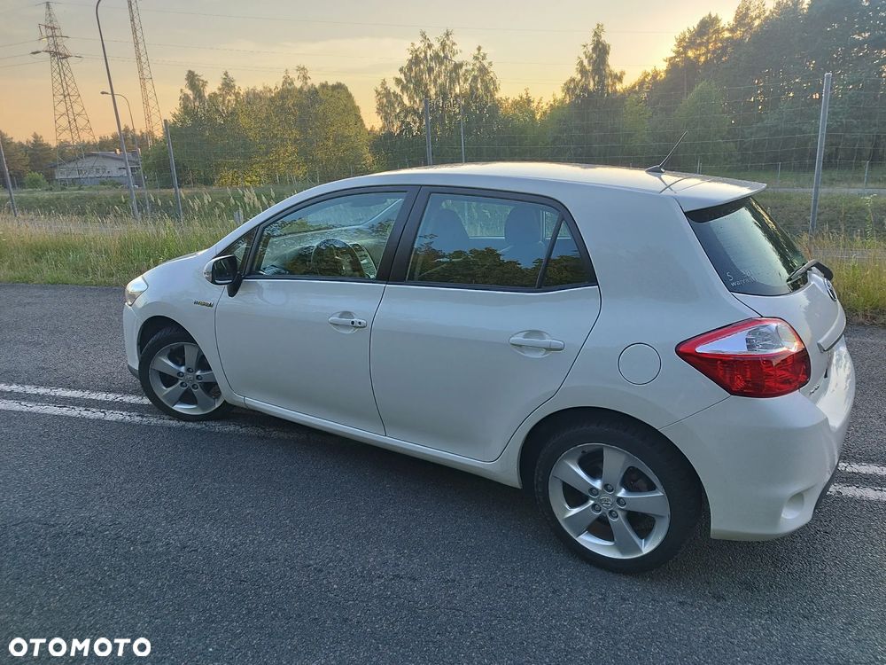 Toyota Auris - 16