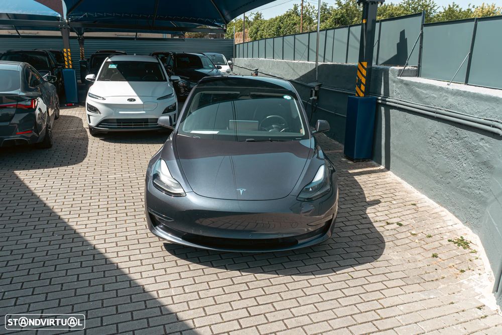 Tesla Model 3 Long Range AWD Dual Motor Performance - 2
