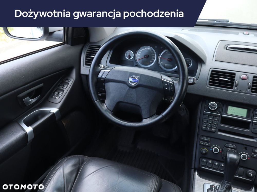 Volvo XC 90 - 9