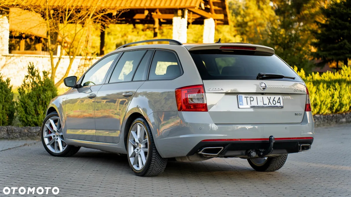 Skoda Octavia 2.0 TDI RS DSG - 7
