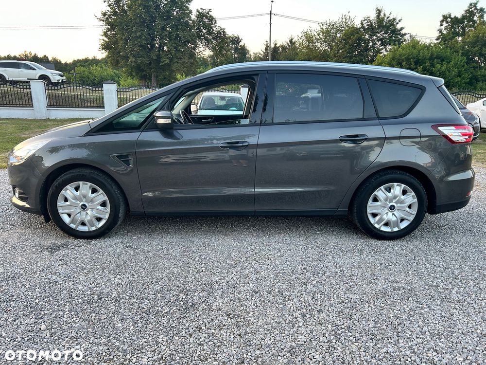 Ford S-Max - 8