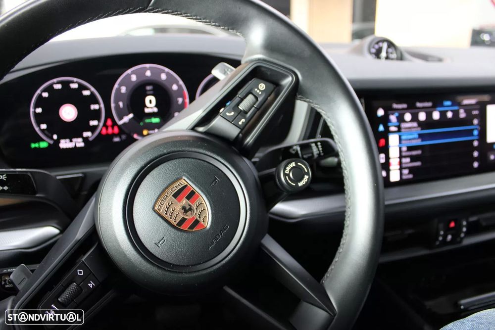 Porsche Cayenne Coupé E-Hybrid - 29