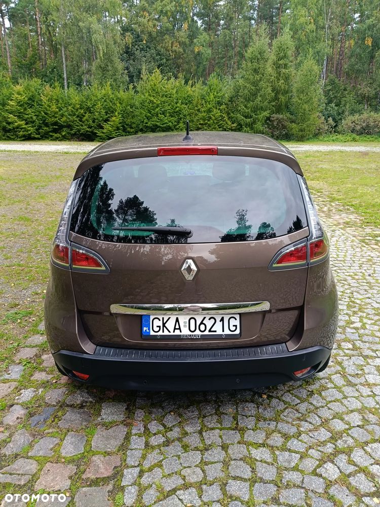 Renault Scenic 2.0 16V Privilege CVT - 6