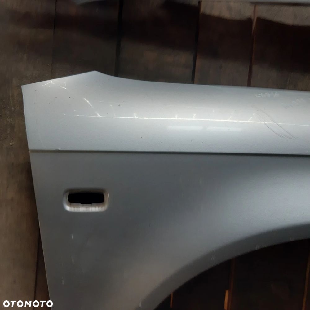 Błotnik Przedni Prawy Audi A4 B7 LY7W - 4