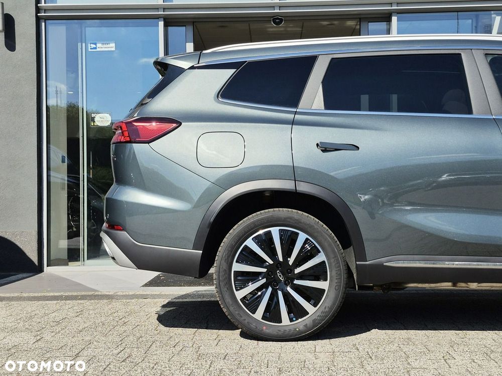 Chery Tiggo 8 1.5 T-GDI Super Hybrid Prestige DCT - 8