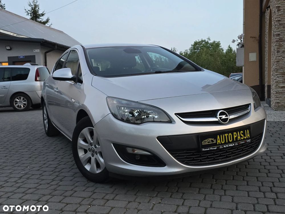 Opel Astra 1.4 Cosmo - 6