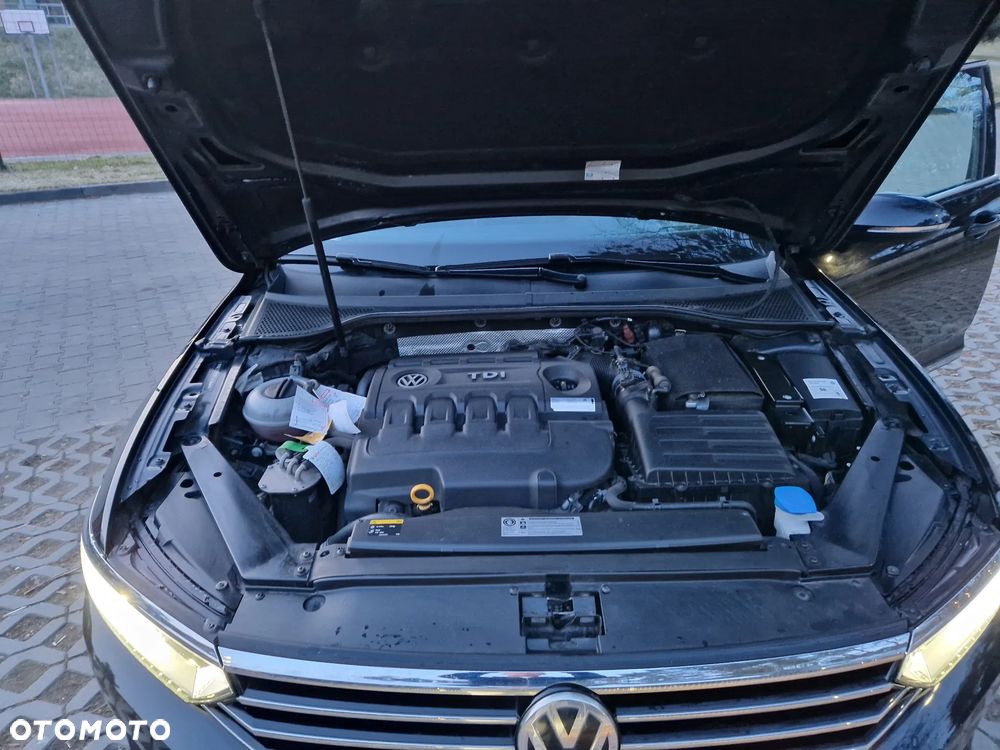 Volkswagen Passat 1.6 TDI (BlueMotion Technology) Comfortline - 15