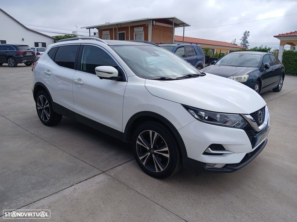 Nissan Qashqai 1.5 dCi N-Connecta - 6