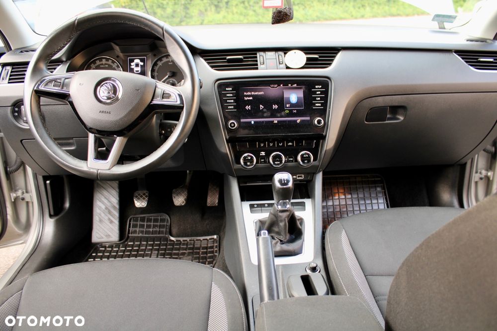 Skoda Octavia 1.6 TDI Business - 6
