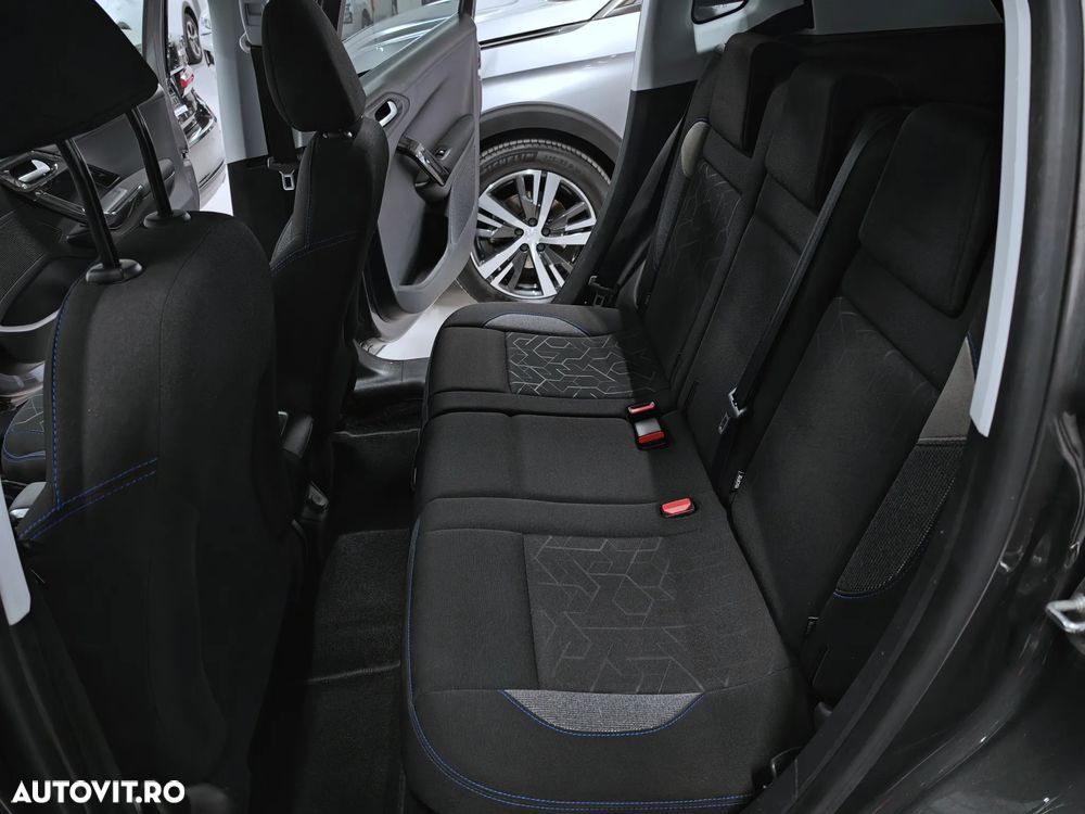 Peugeot 2008 PureTech 130 Stop&Start EAT6 Signature - 24