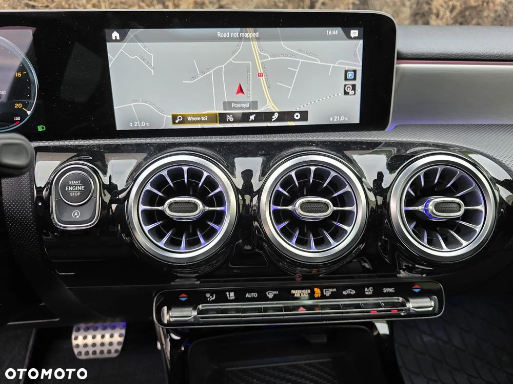 Mercedes-Benz Klasa A 250 4Matic 7G-DCT AMG Line - 15