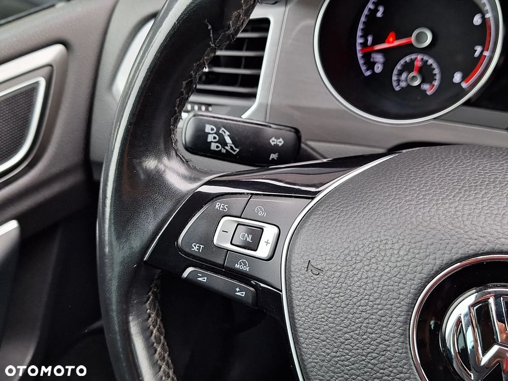 Volkswagen Golf Sportsvan - 11