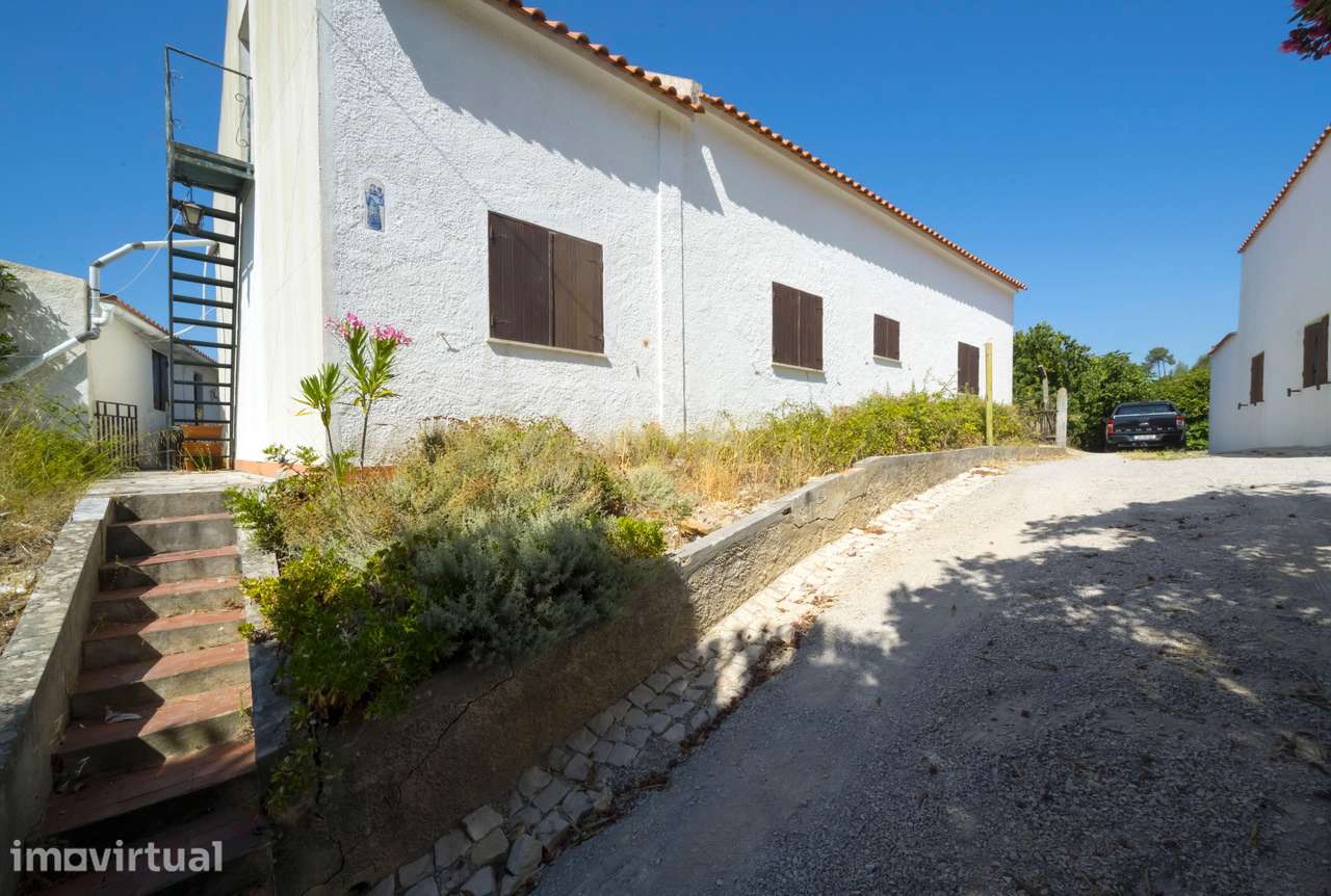 Quinta de 3.500 m2 na Serra da Arrábida - Grande imagem: 3/28