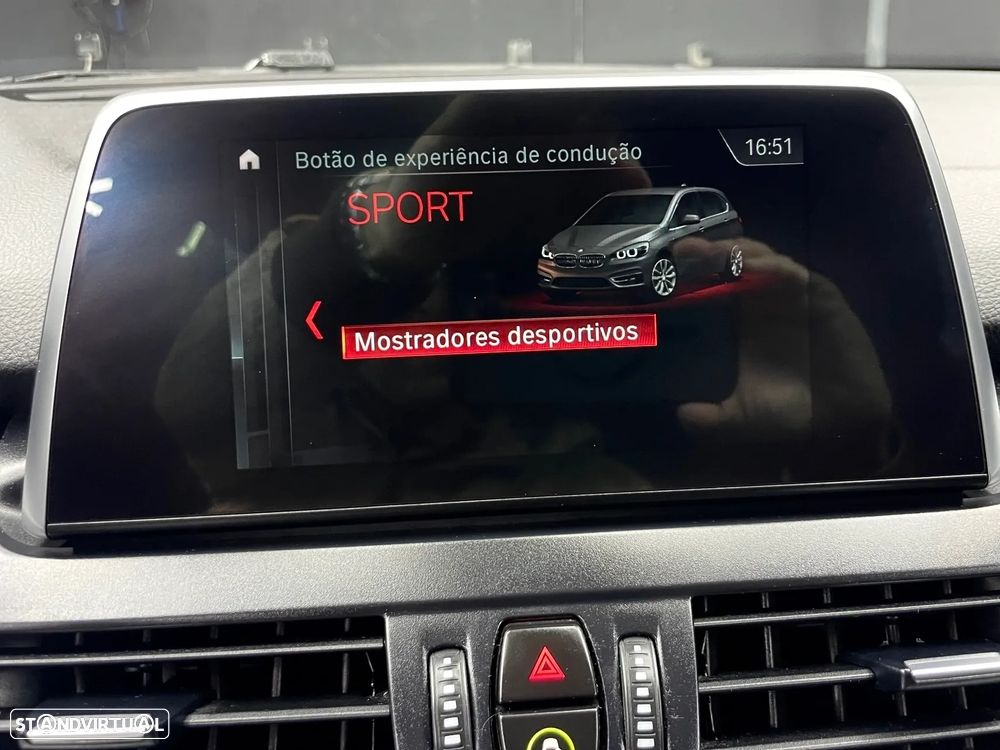 BMW 225xe Active Tourer Line Sport - 19