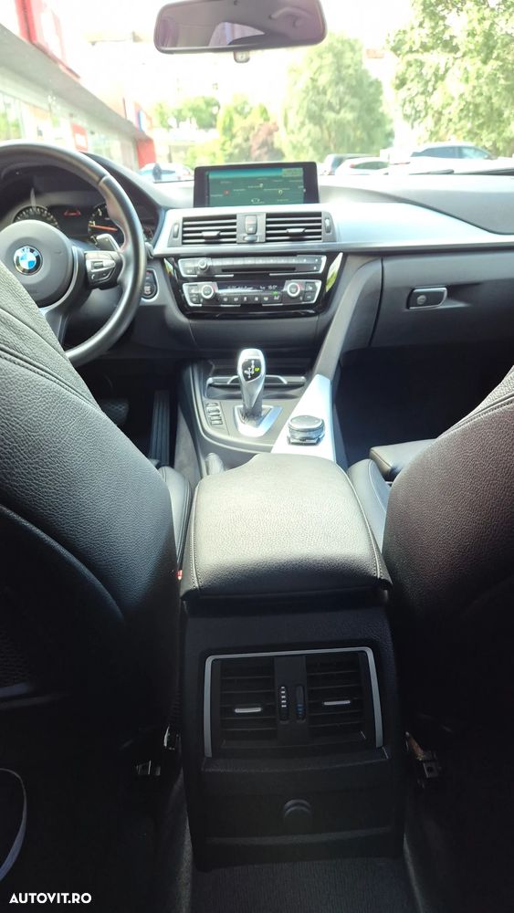 BMW Seria 3 320d Sport-Aut. Sport Line - 12