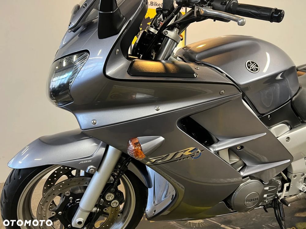Yamaha FJR - 21
