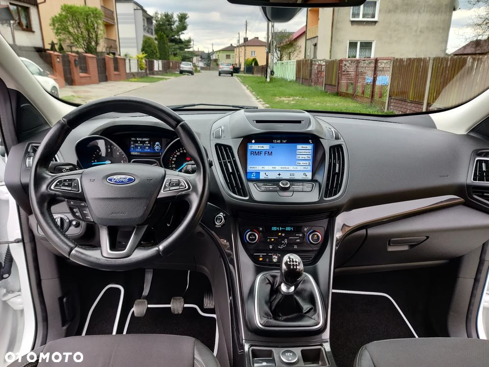 Ford Kuga 2.0 TDCi AWD Titanium - 23