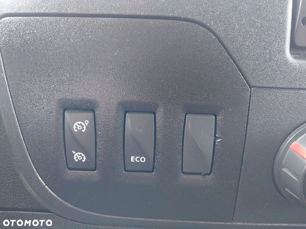 Renault Renault Master 6 Biegowy 2.3dci 135 km L2H2 Klimatyzacja - 23