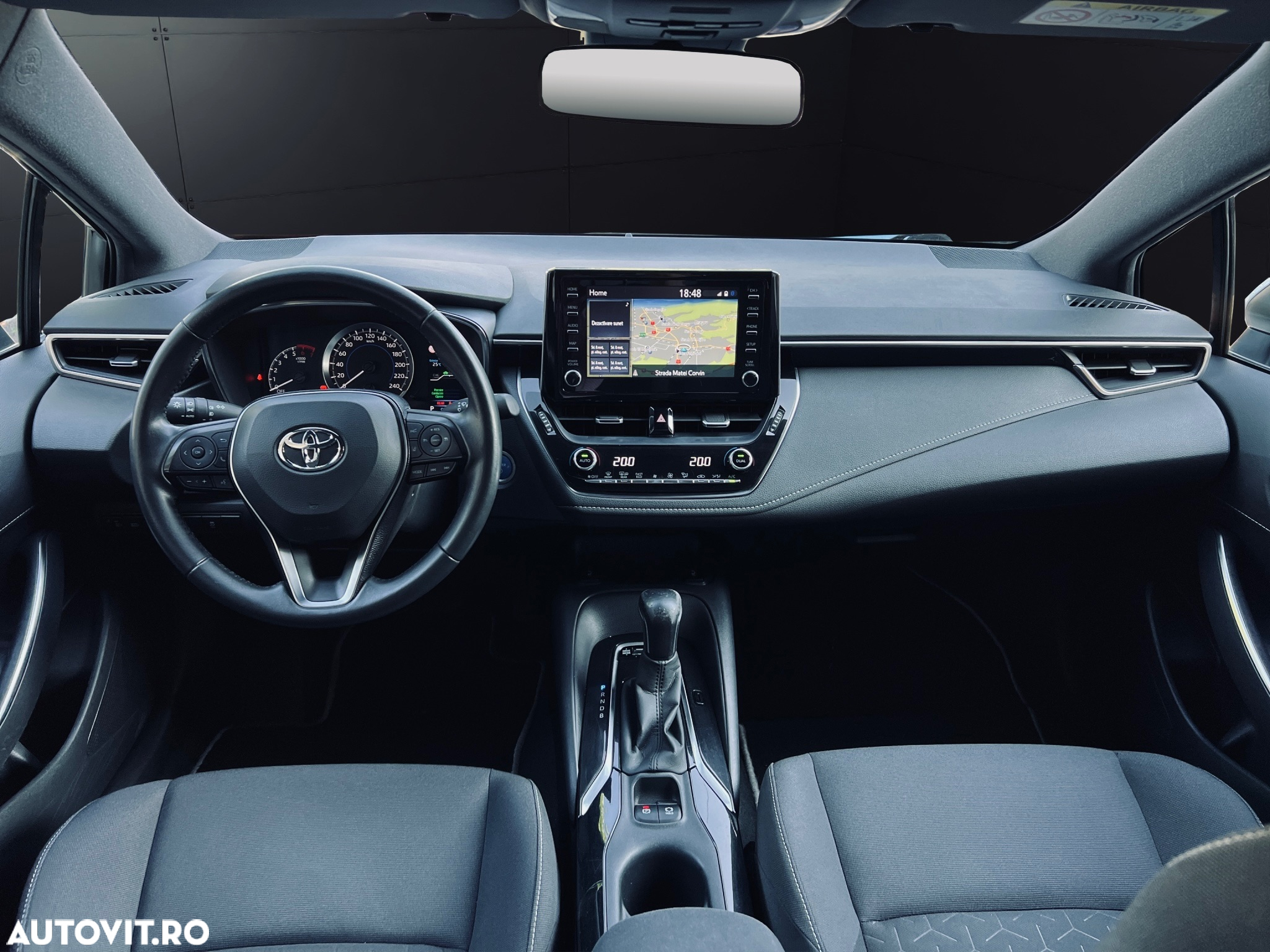 Toyota Corolla 1.8 Hybrid Touring Sports Business Edition - 10