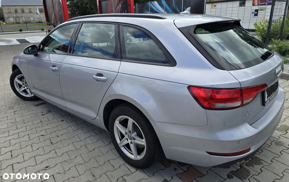 Audi A4 Avant 2.0 TDI S tronic - 6