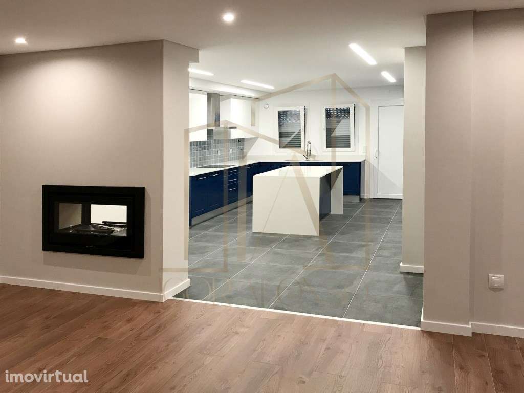 Excelente Moradia T4 com 3 Suítes, Piscina e Lavandaria - Excelente... - Grande imagem: 3/5