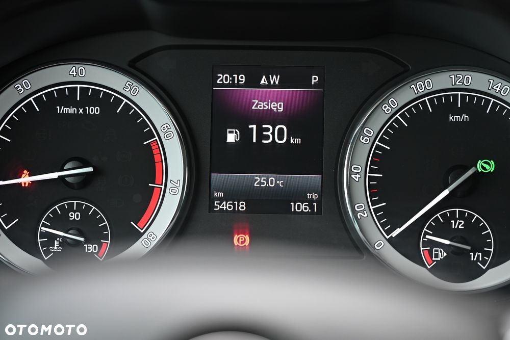 Skoda Karoq 1.5 TSI ACT 4x2 Style DSG - 23