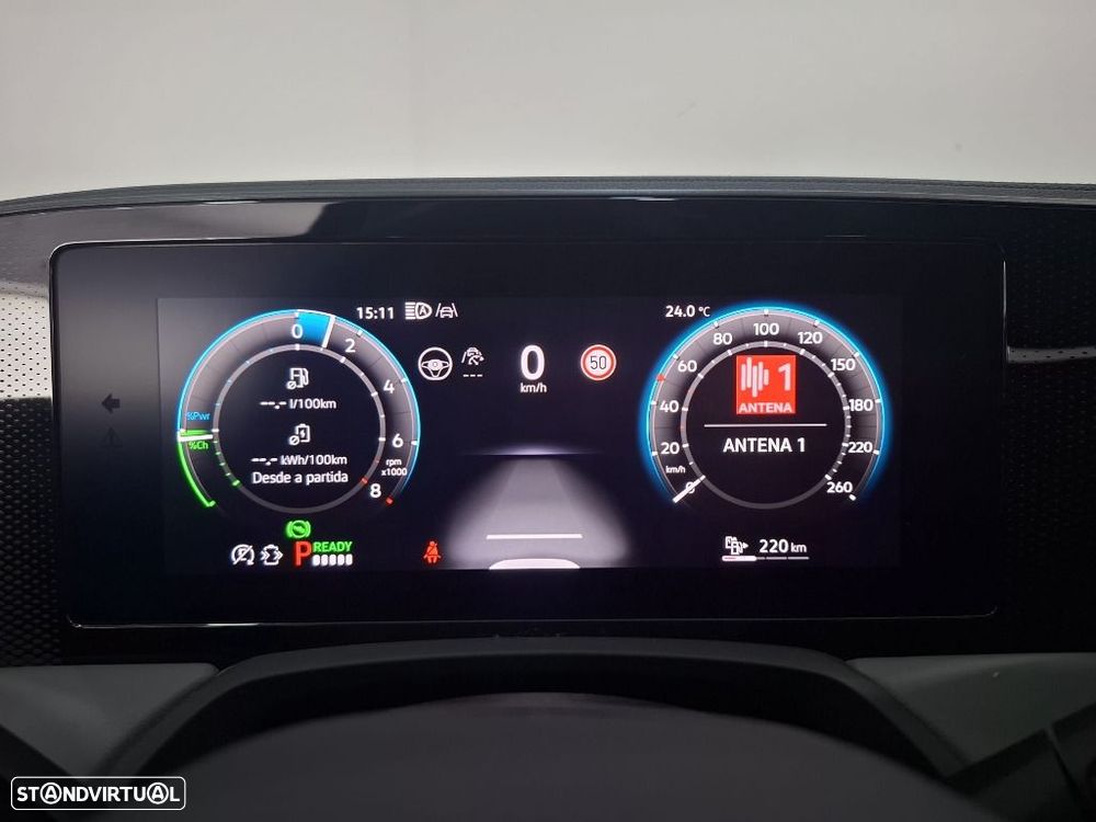 VW Passat Variant 1.5 TSI eHybrid DSG - 25