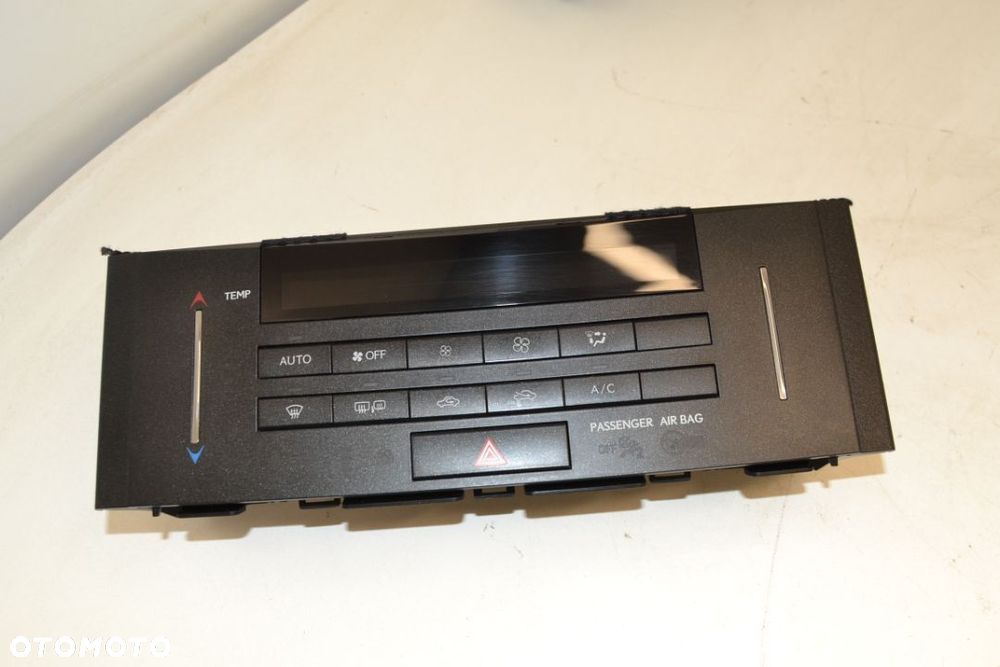 Panel klimatyzacji Lexus 200t 300h - 1