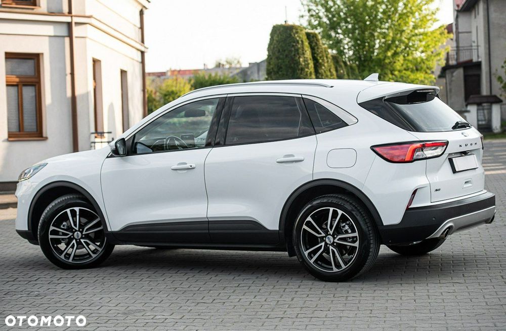 Ford Kuga 2.0 EcoBlue 4x4 TITANIUM X - 13