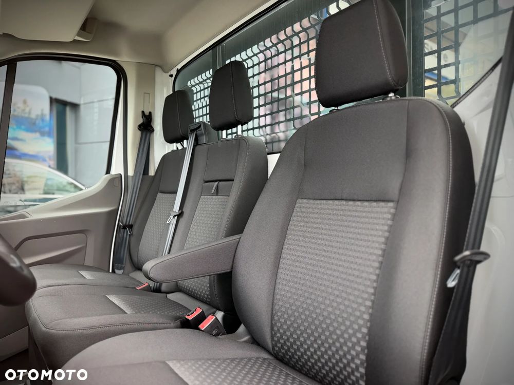 Ford Transit - 18