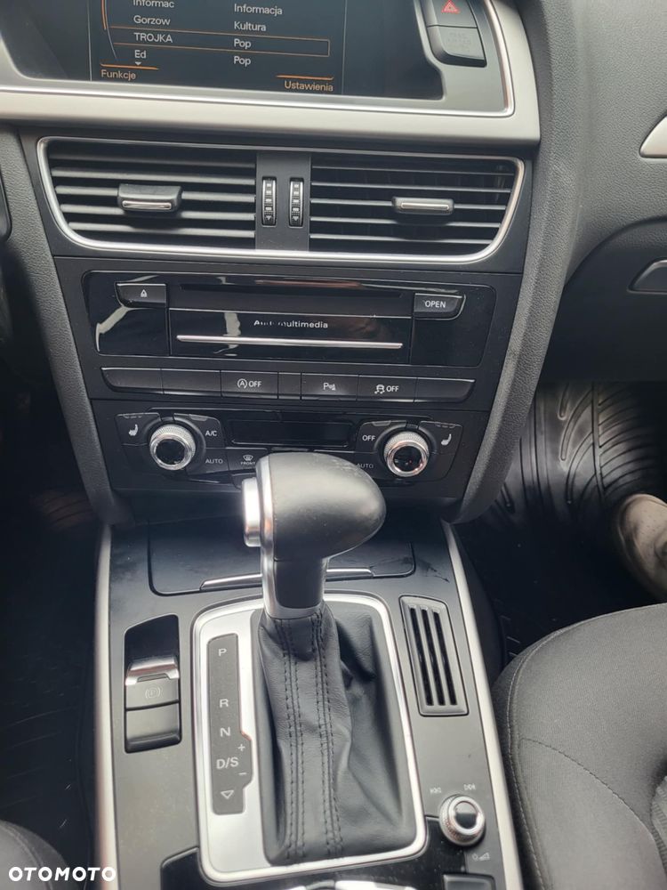 Audi A4 Avant 2.0 TDI S tronic - 11