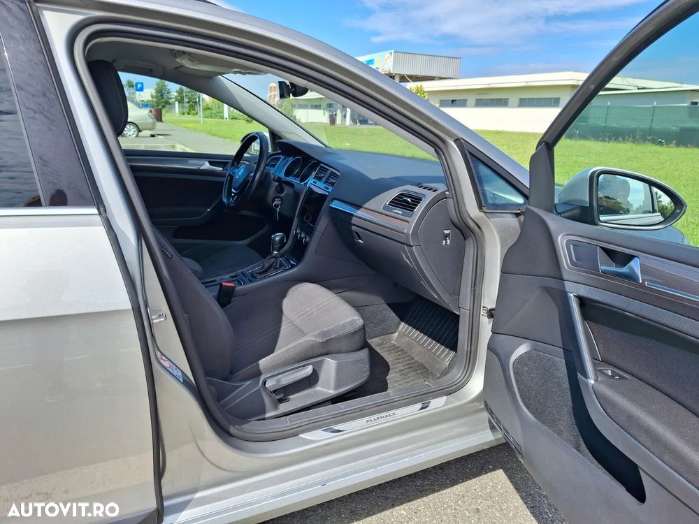 Volkswagen Golf 2.0 TDI DSG 4Motion - 7