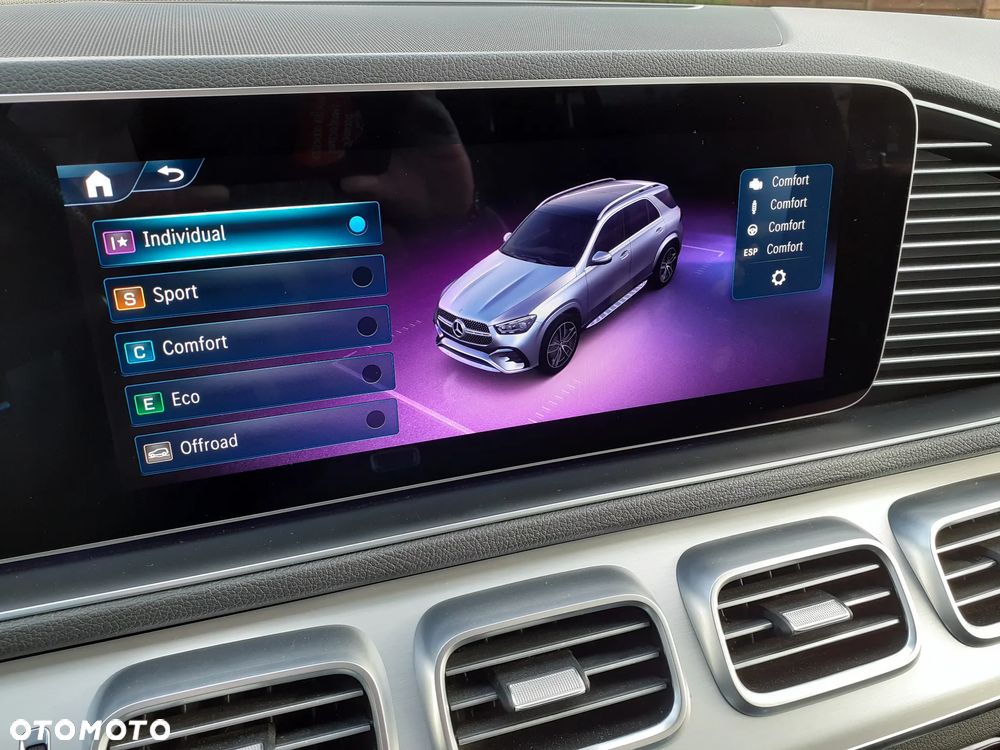 Mercedes-Benz GLE 300 d 4Matic 9G-TRONIC AMG Line - 38