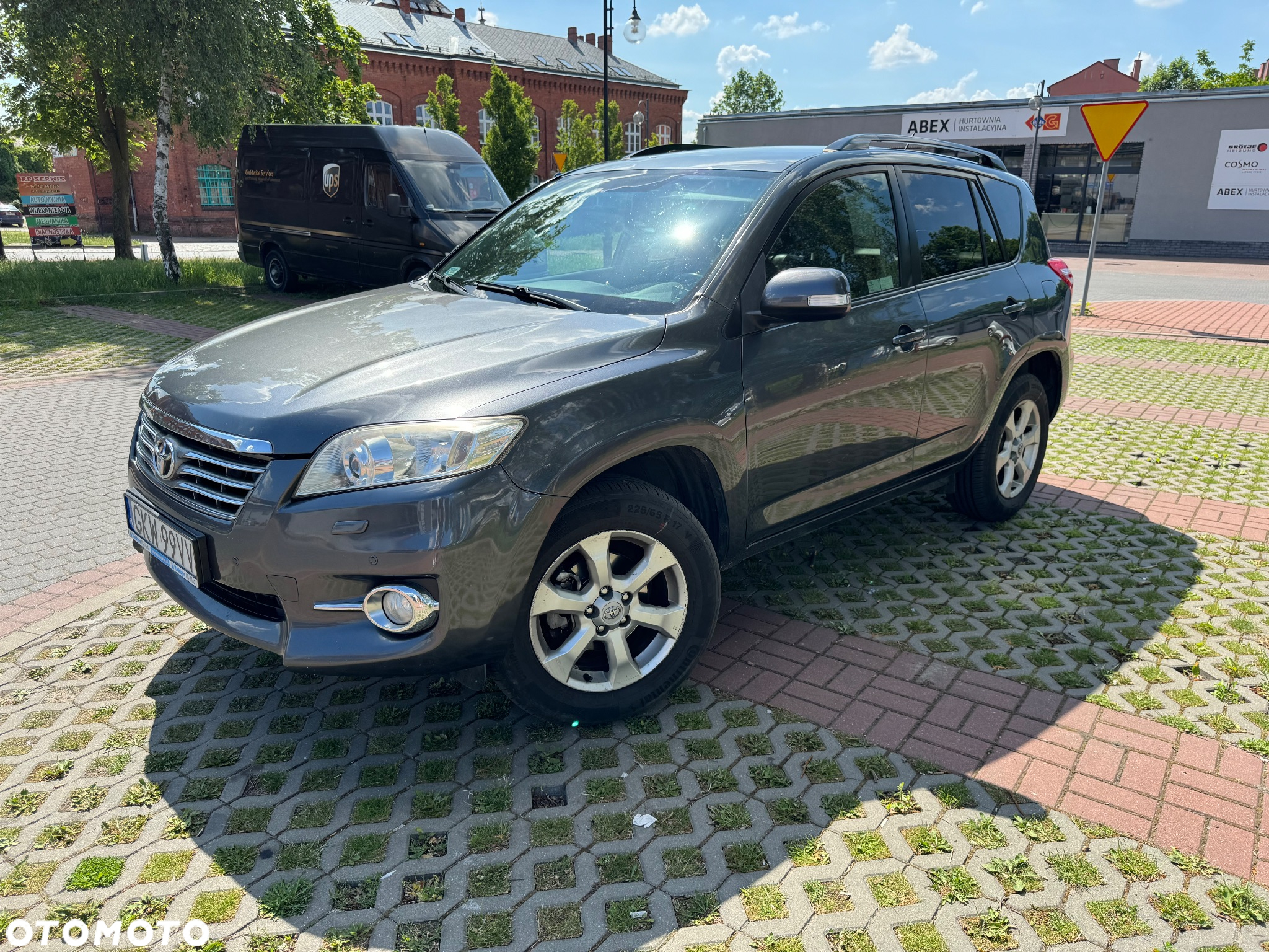 Toyota RAV4 2.2 D-4D Sol - 9