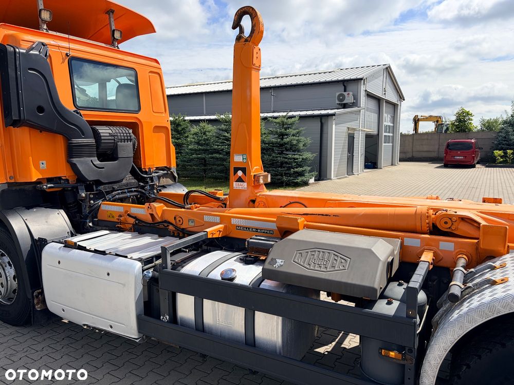 DAF CF410 - 9