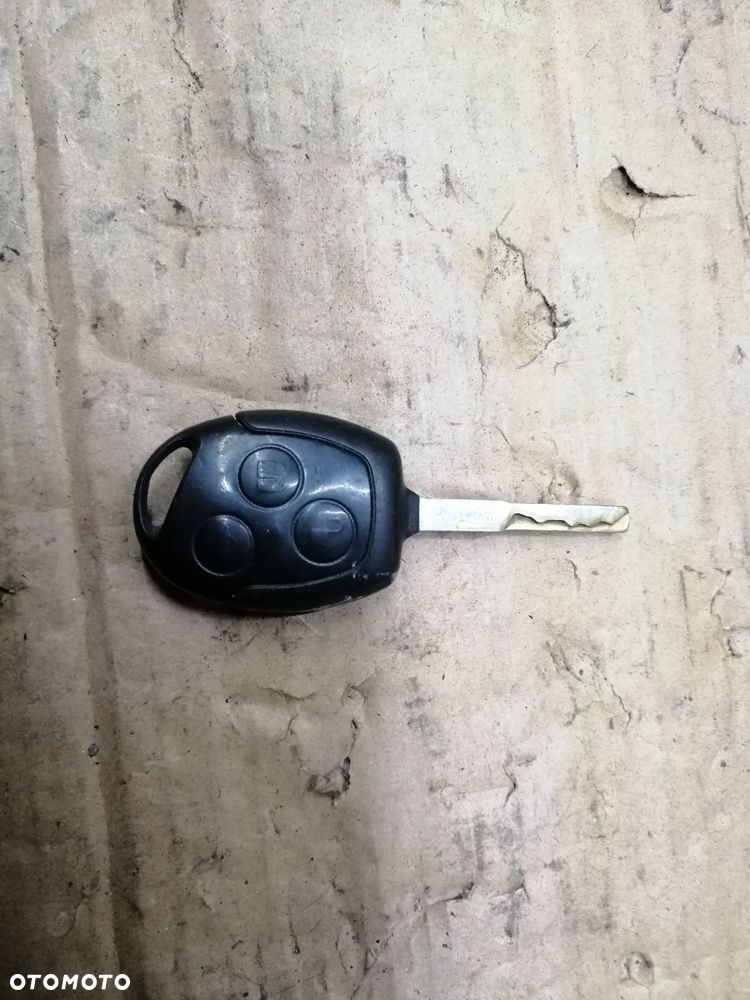 Ford Fiesta MK VII 1.6 TDCi sterownik silnika 8V21-12A650-PE 7FCE 0281014989 stacyjka klucze immo licznik i inne - 8