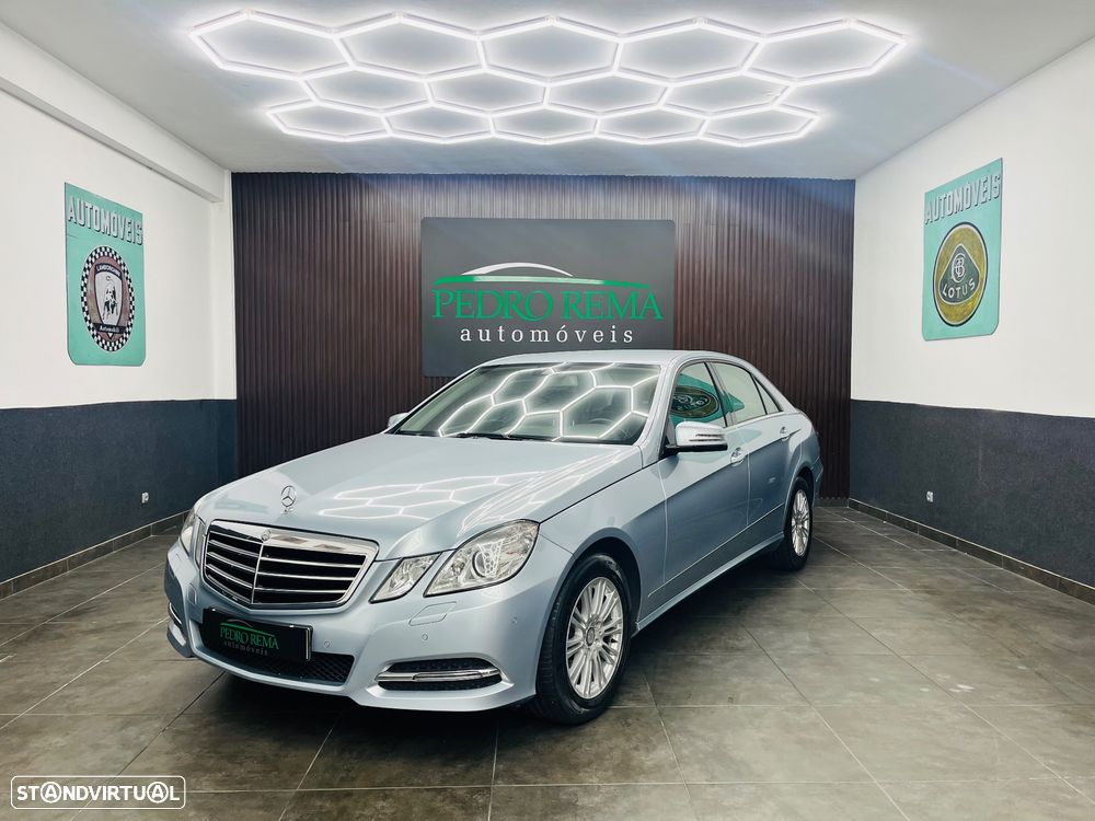 Mercedes-Benz E 300 BLUETEC Hybrid Avantgarde