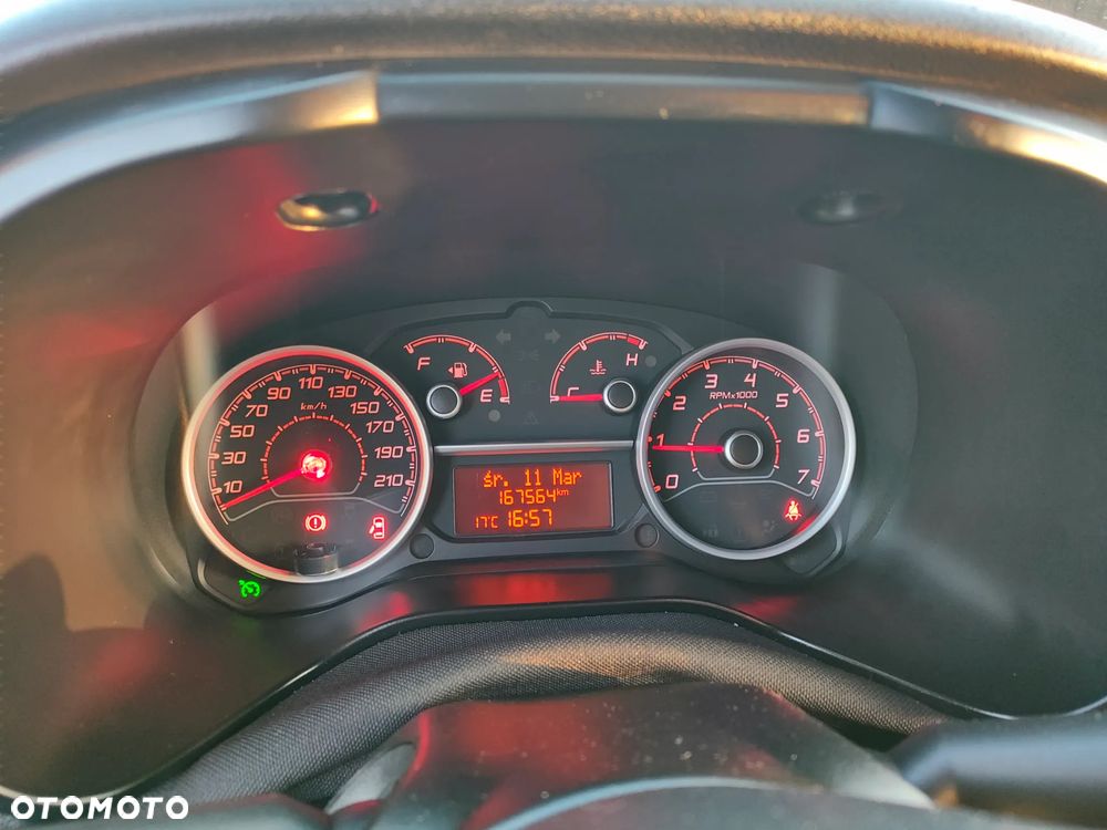 Fiat DOBLO MAXI - 23