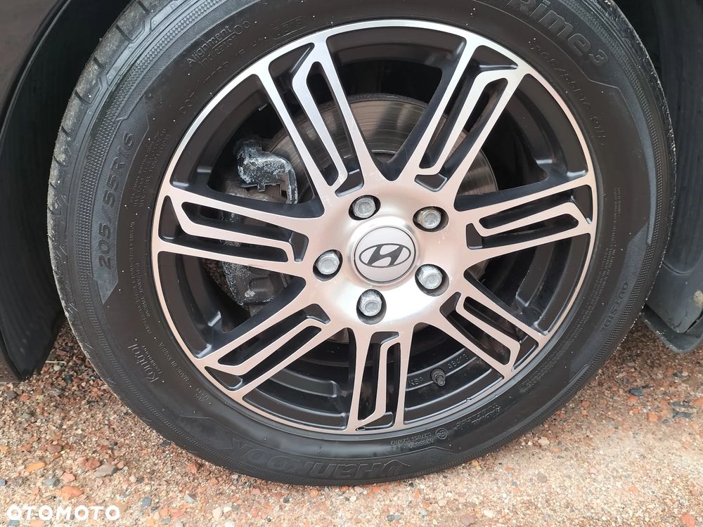 Hyundai i30 1.4 CRDi Comfort - 28